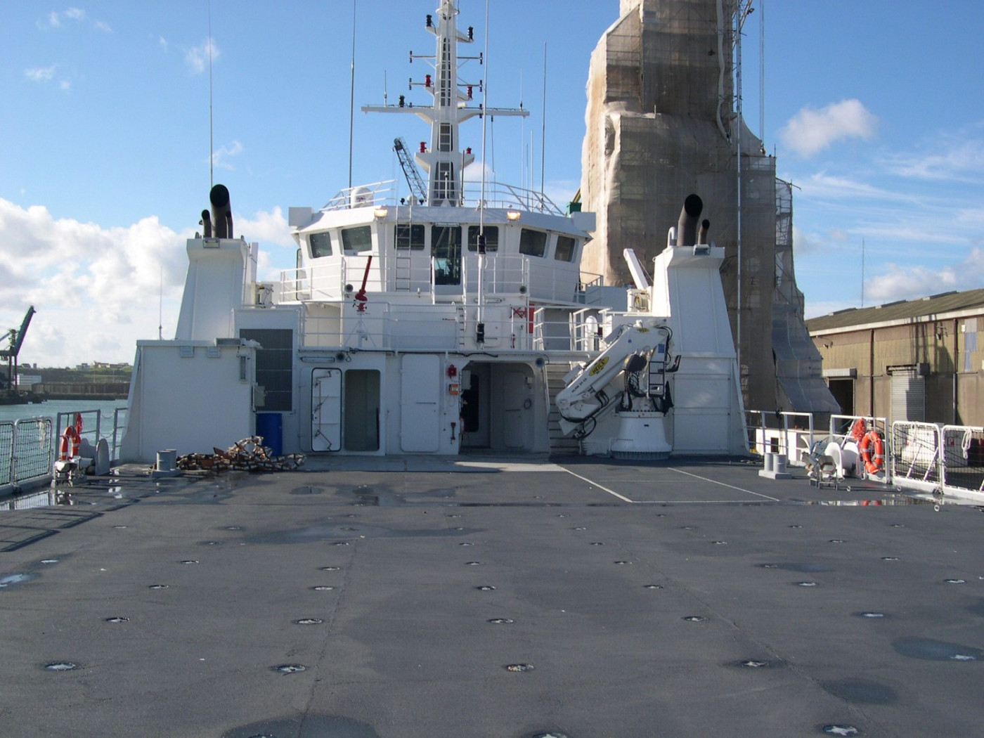 Diving Support Vessel 600